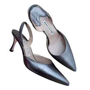 Manolo Blahnik Carolyne 70 Anthracite Slingback Pointed Toe Pump 37